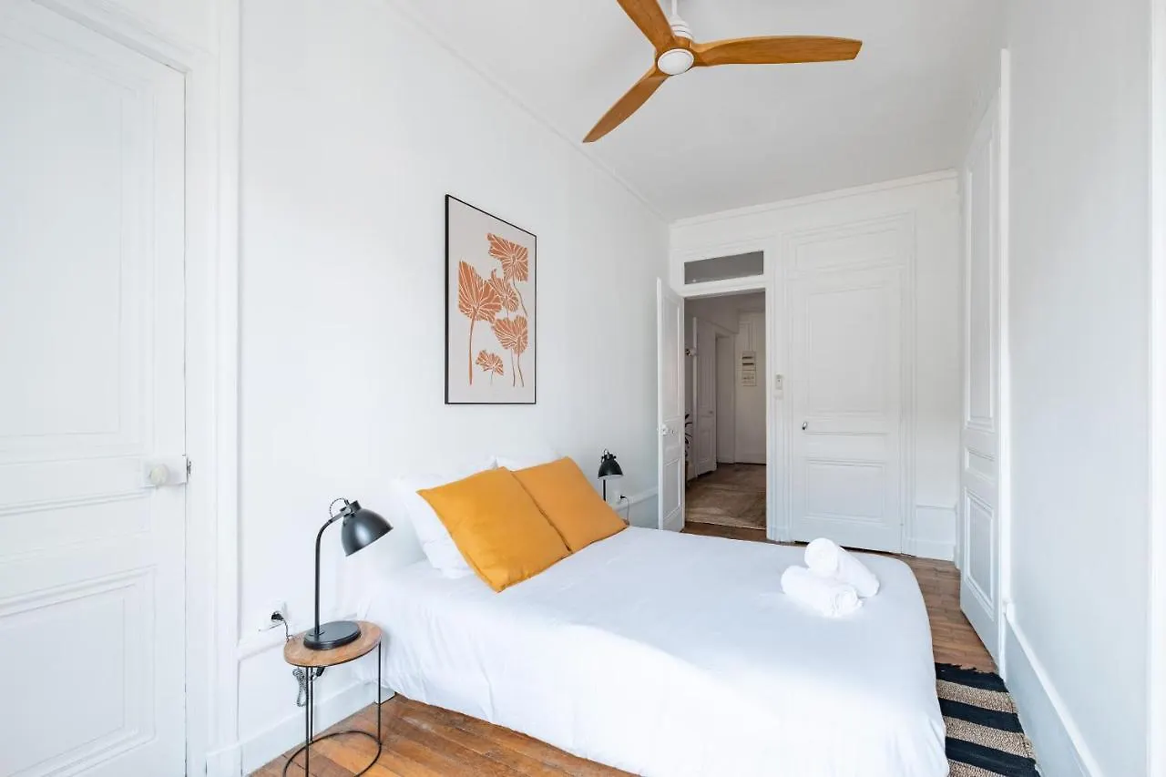 Nocnoc - Le Boheme Apartment Lyon 0*,  France
